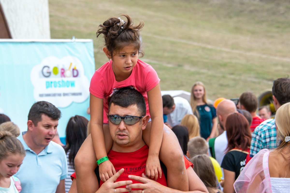 Семейный праздник Семейный праздник