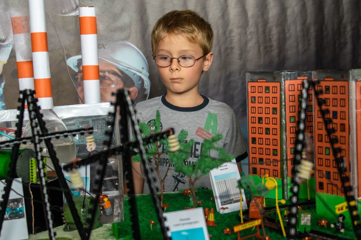 И как это у них вообще получилось построить? И как это у них вообще получилось построить?