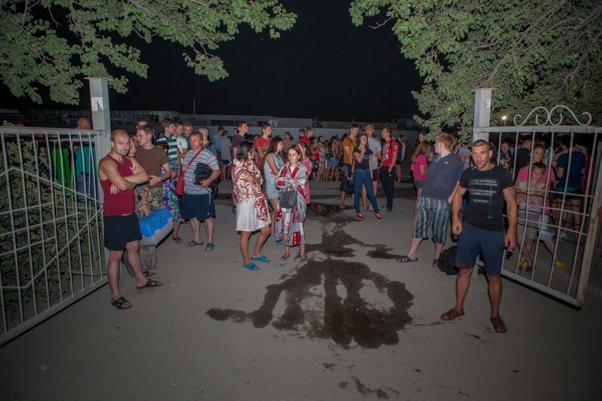 Студенты в спешке покинули свои комнаты Студенты в спешке покинули свои комнаты