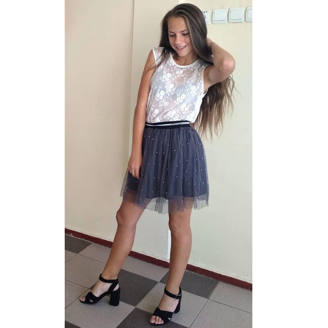 Школьная форма может быть разной