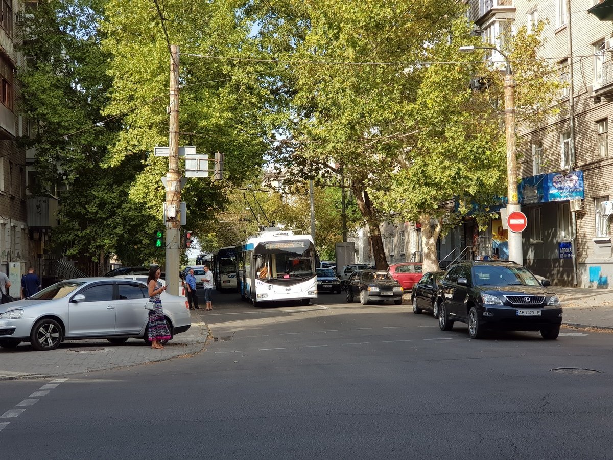 Движение троллейбусов маршрутов № 12 временно заблокировано Движение троллейбусов маршрутов № 12 временно заблокировано