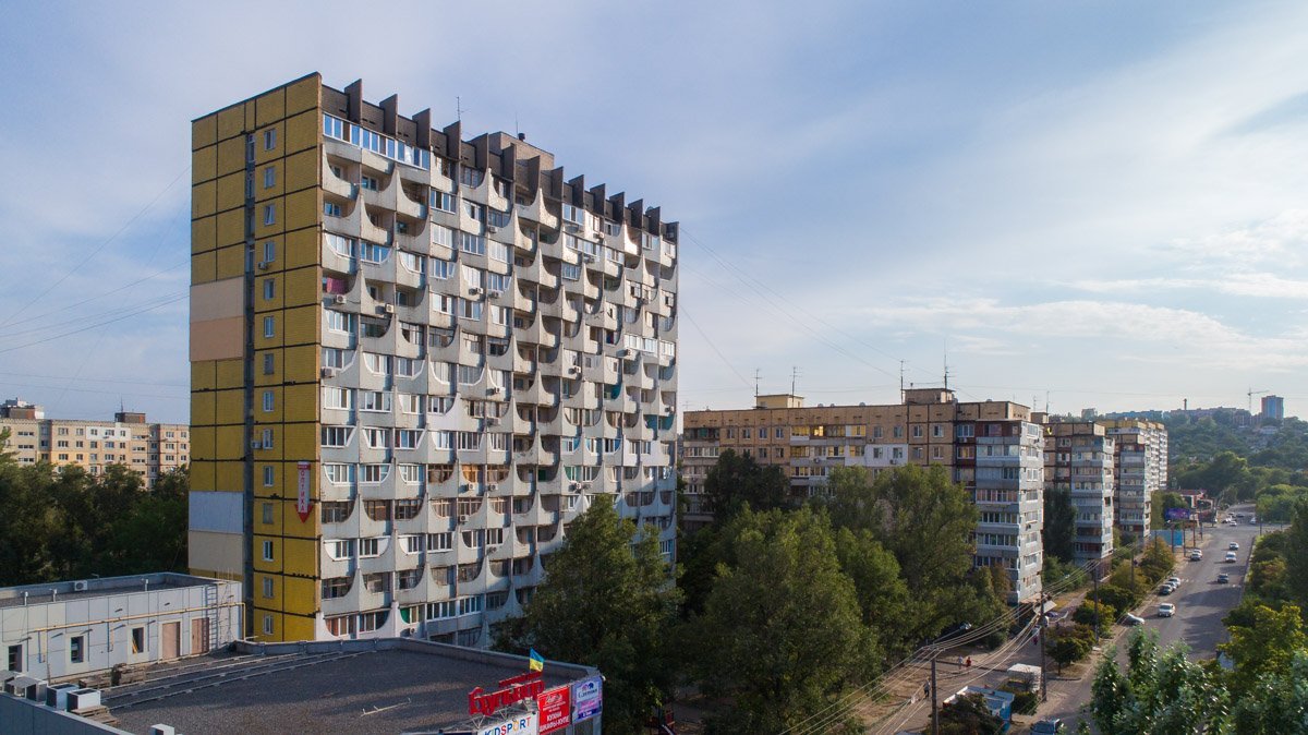 Будто сложенный из конструктора лего Будто сложенный из конструктора лего