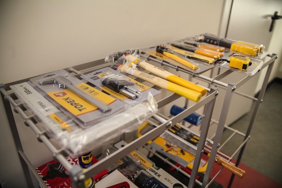 Открыли современную школу робототехники в Першотравенске – Валентин Резниченко 10