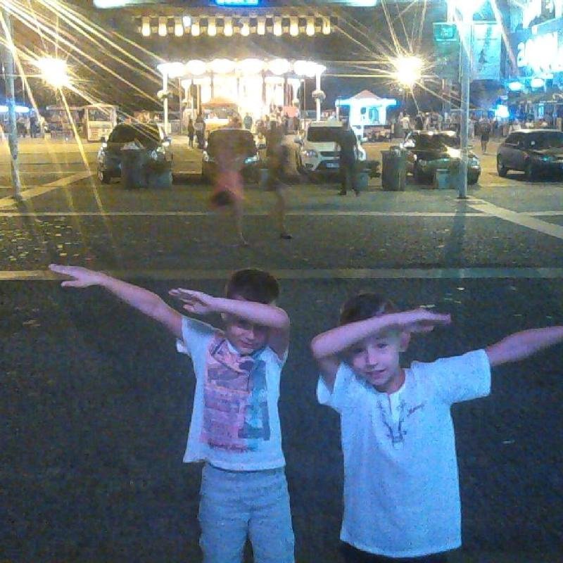 В свои 5 уронили запад. А чего добился ты?