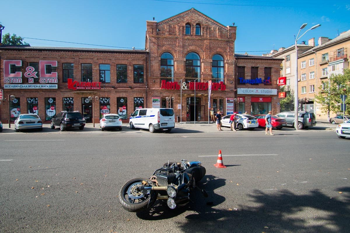 Жизни мотоциклиста ничего не угрожает