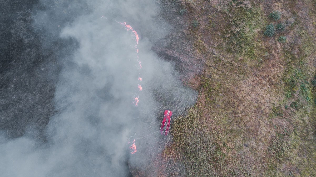 На данный момент ликвидация пожара продолжается