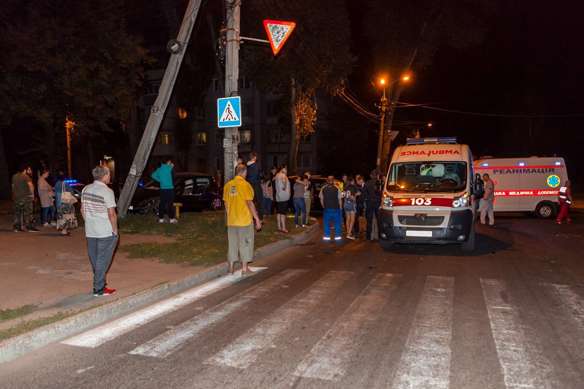 В аварии пострадали 4 человека