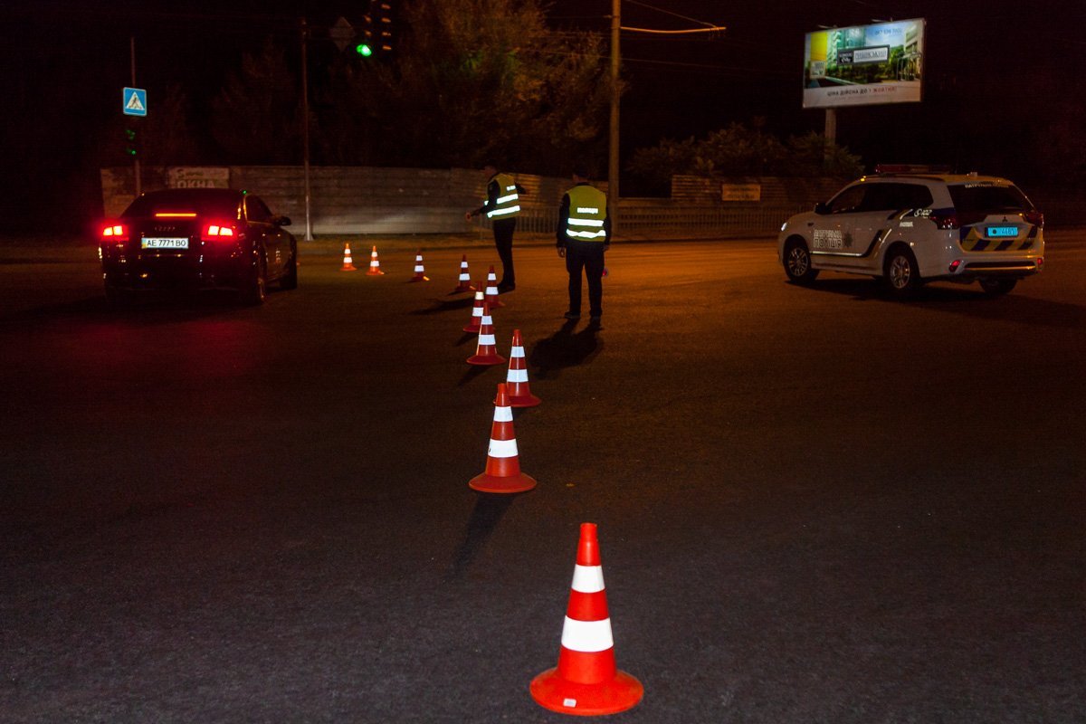 Также перекроют движение по Сичеславской Набережной