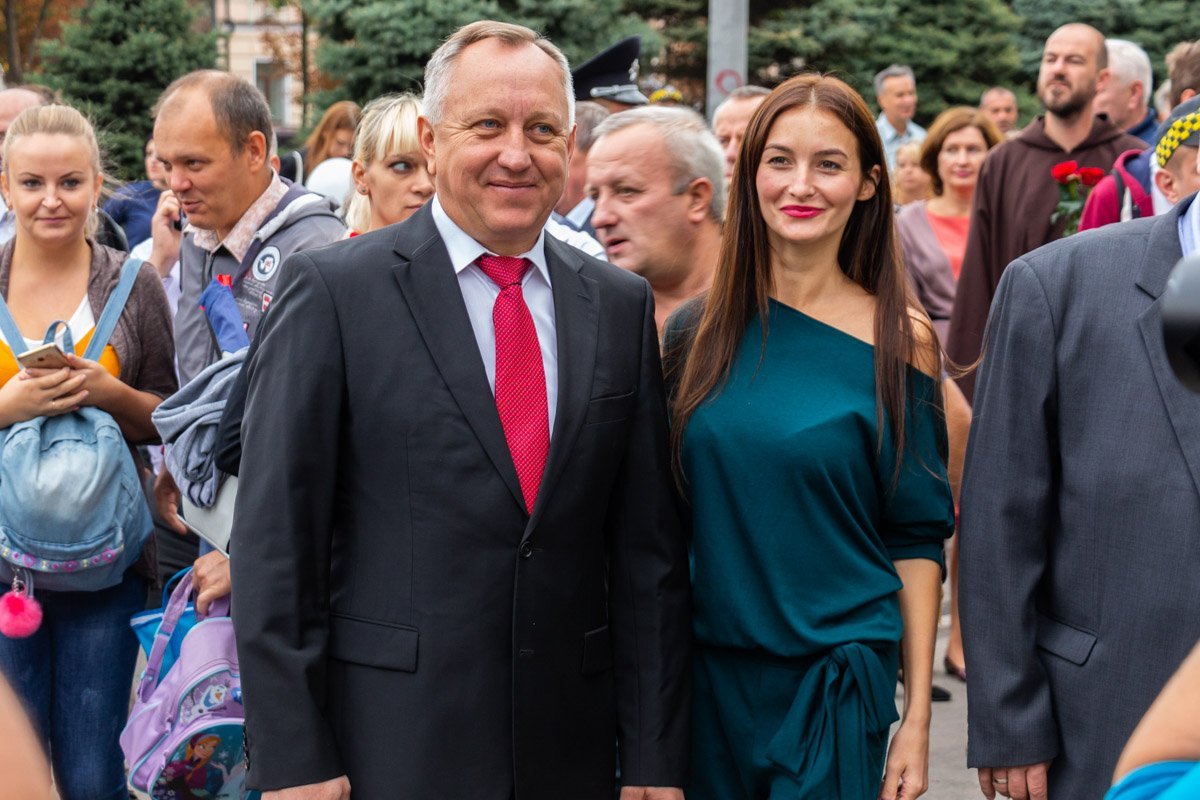 Начальник ГУ ГСЧС в Днепропетровской области Андрей Кульбач тоже отмечает День города