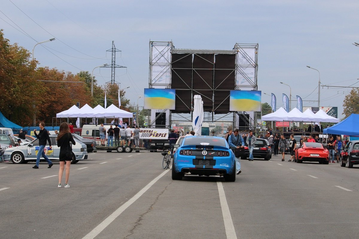 Церемония открытия пройдет в 12:00 Церемония открытия пройдет в 12:00