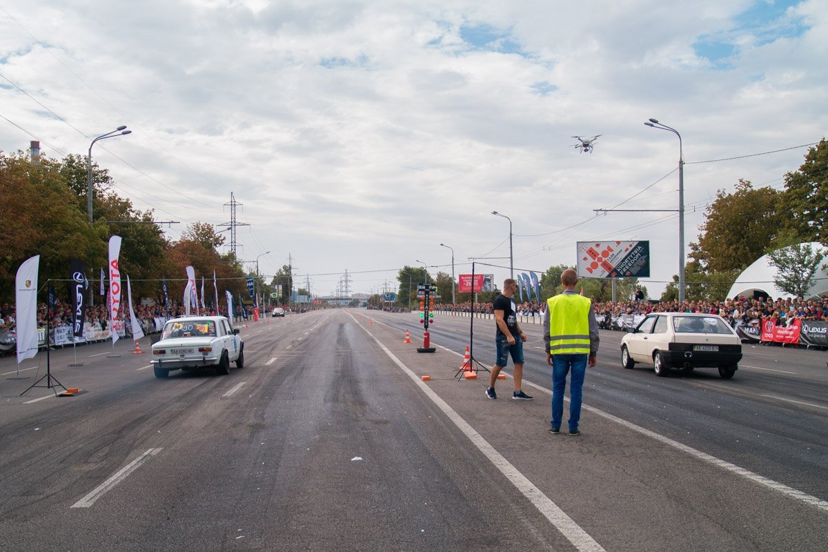 Финальные гонки продлятся до 21:30 Финальные гонки продлятся до 21:30