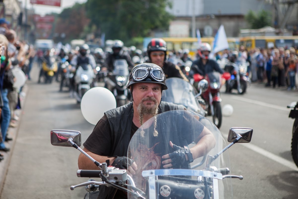 Когда пытаешься выглядеть опасно, но доброту не скрыть