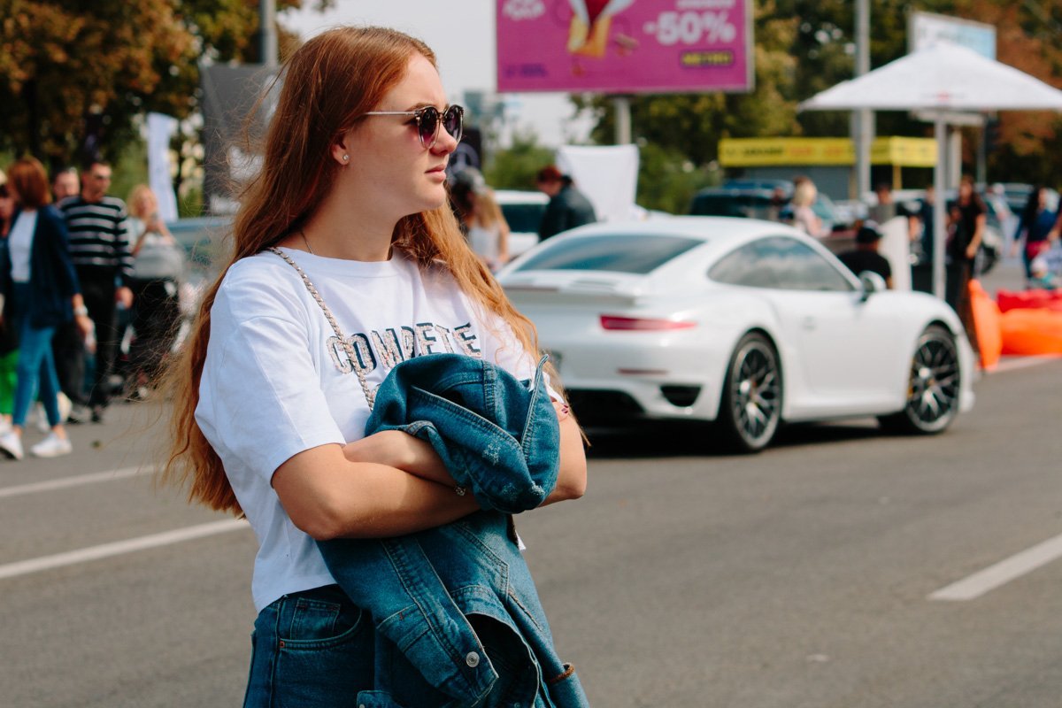 Когда ожидаешь начала представления