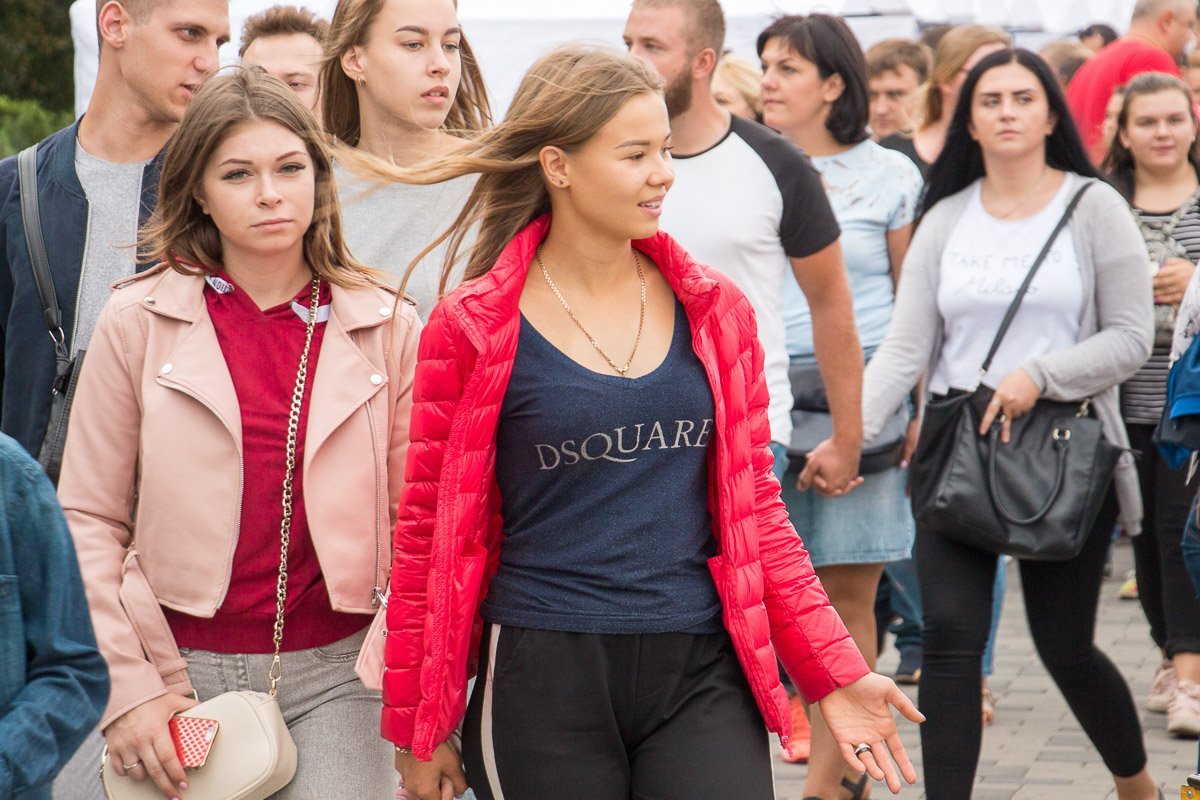 Эй, алло, фоткай меня