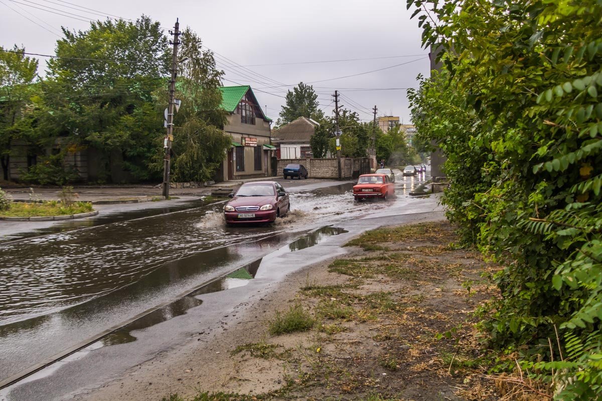 Улица Каруны