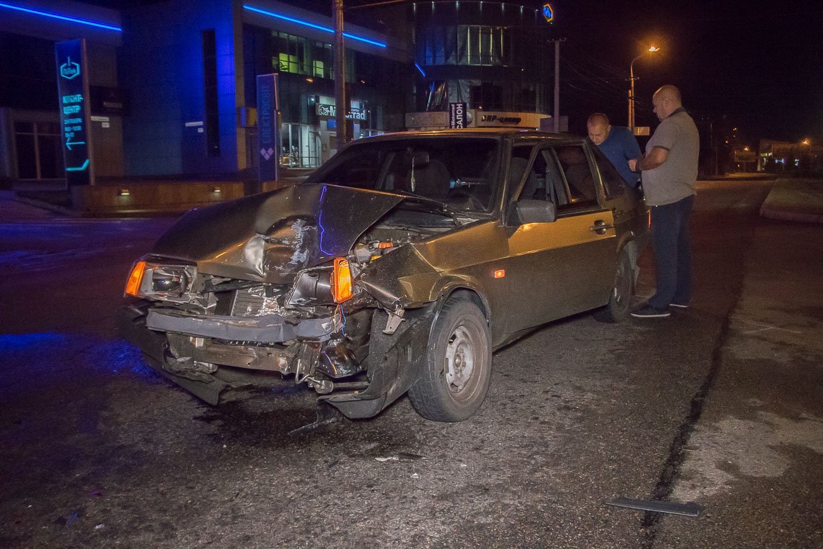 Авария произошла приблизительно в 20:45