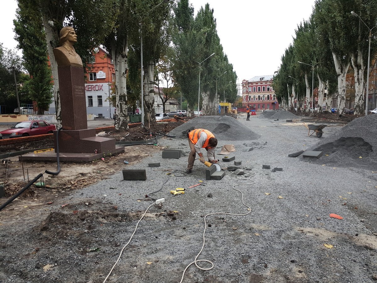 Работа кипит