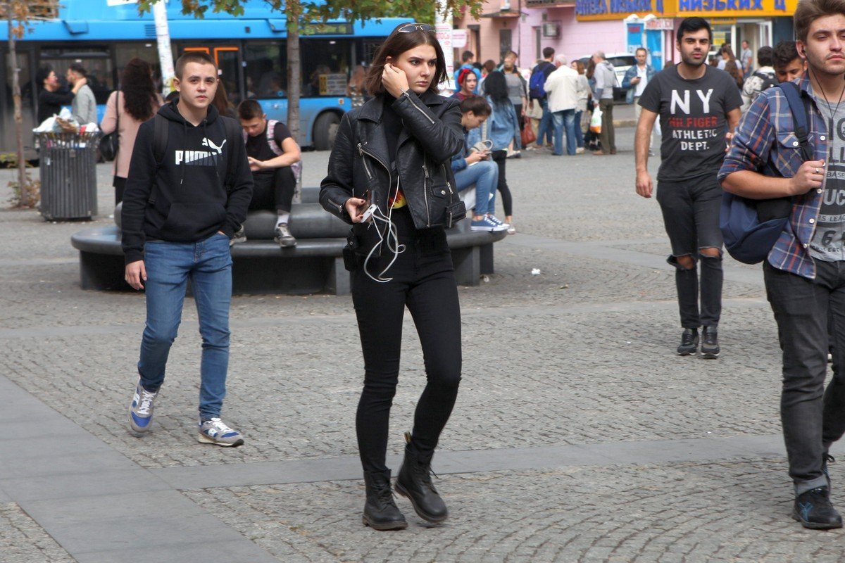 Все оттенки черного