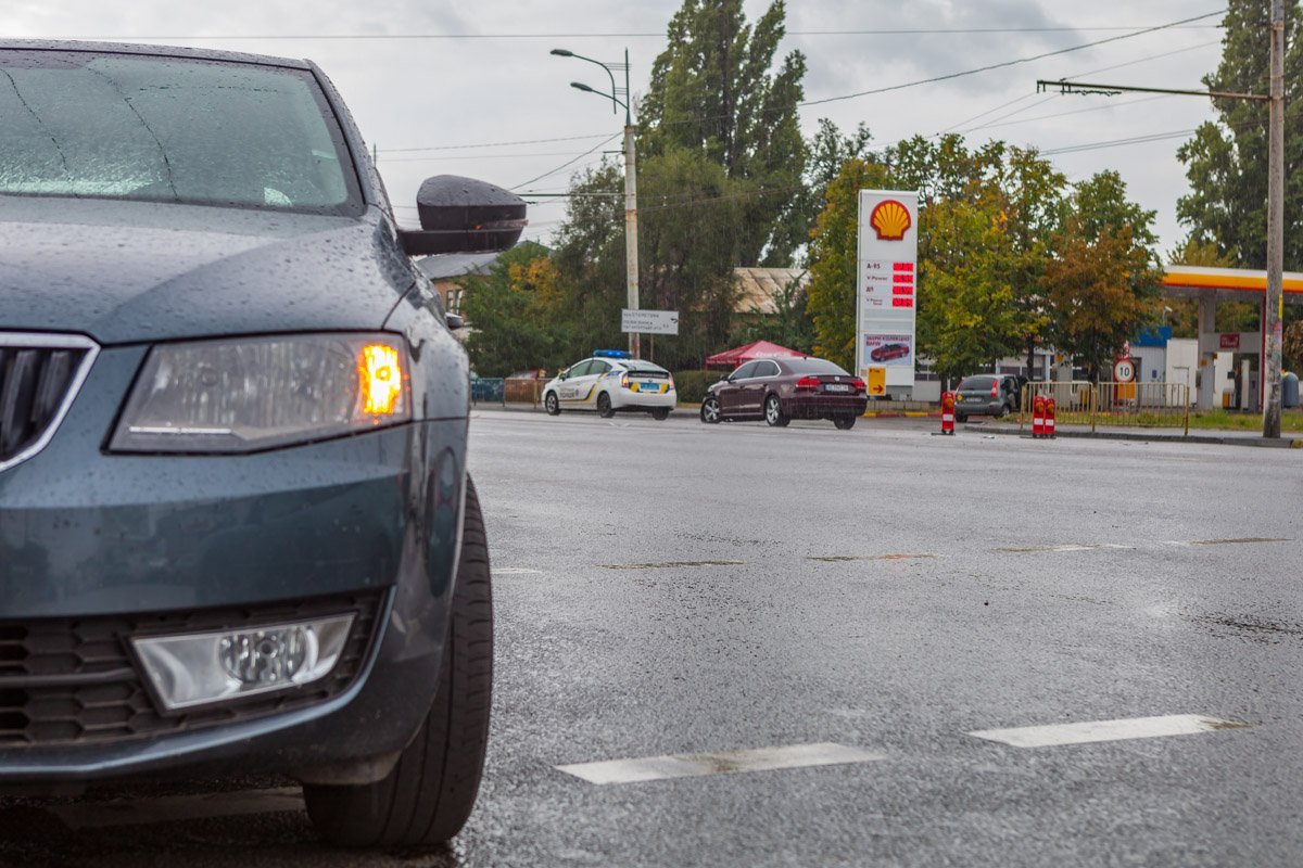 Есть кто-то видел момент аварии или есть фиксация на видеорегистратор - звоните нам Есть кто-то видел момент аварии или есть фиксация на видеорегистратор - звоните нам