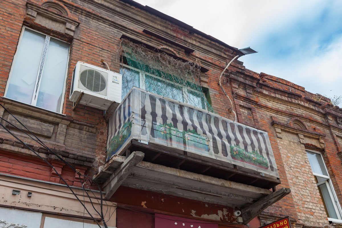 Как быстро и дешево привести балкон в порядок Как быстро и дешево привести балкон в порядок