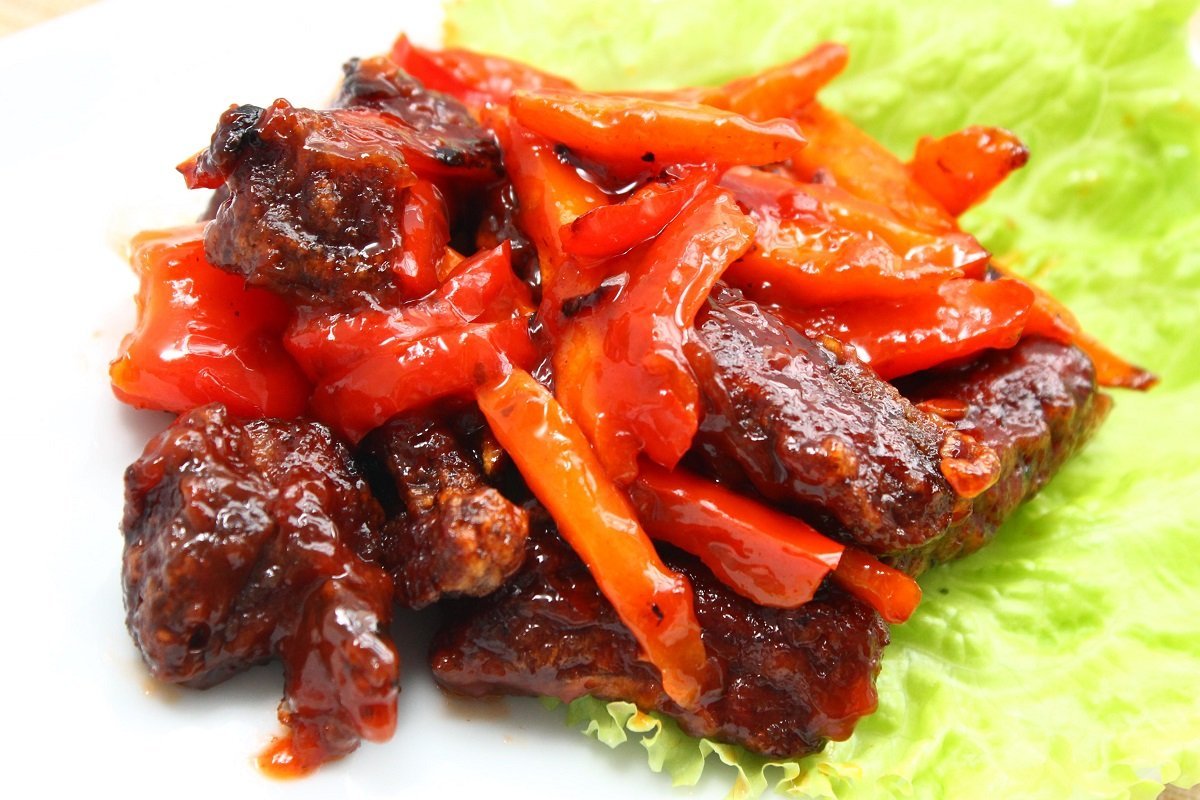 Полезные и вкусные рецепты: как приготовить свинину с болгарским перцем 1