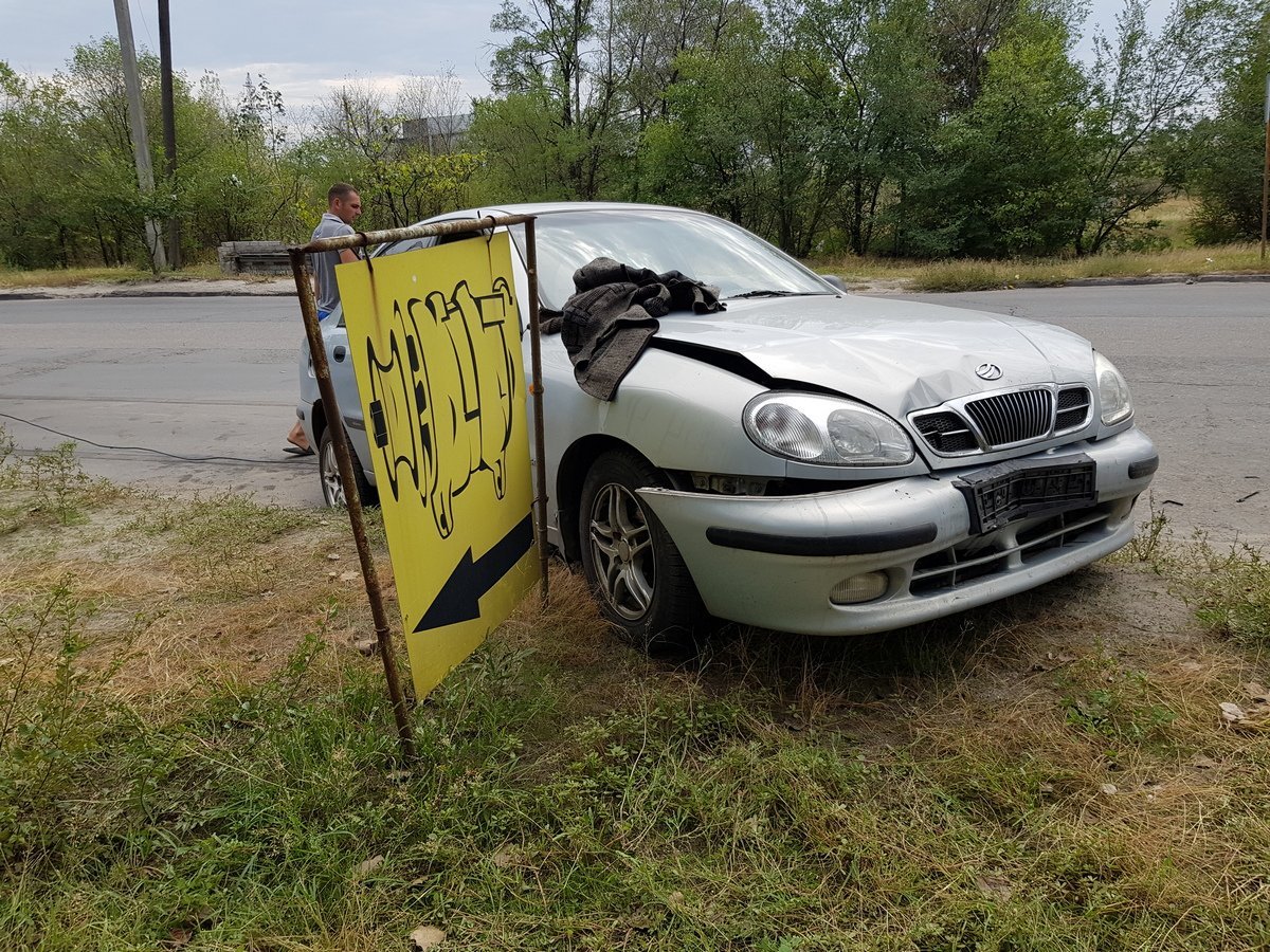 Daewoo Lanos забрал эвакуатор Daewoo Lanos забрал эвакуатор