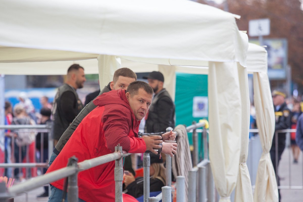 Не бегаешь? А если найду? Не бегаешь? А если найду?