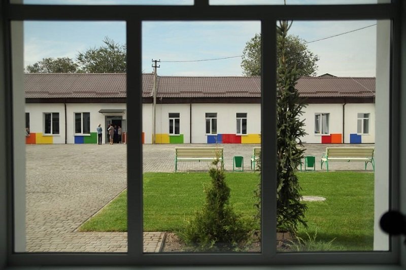 Начальная школа, которую отремонтировали вскоре после опорной Начальная школа, которую отремонтировали вскоре после опорной