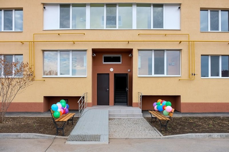 Жилье получат те, кто стоит в очереди Жилье получат те, кто стоит в очереди