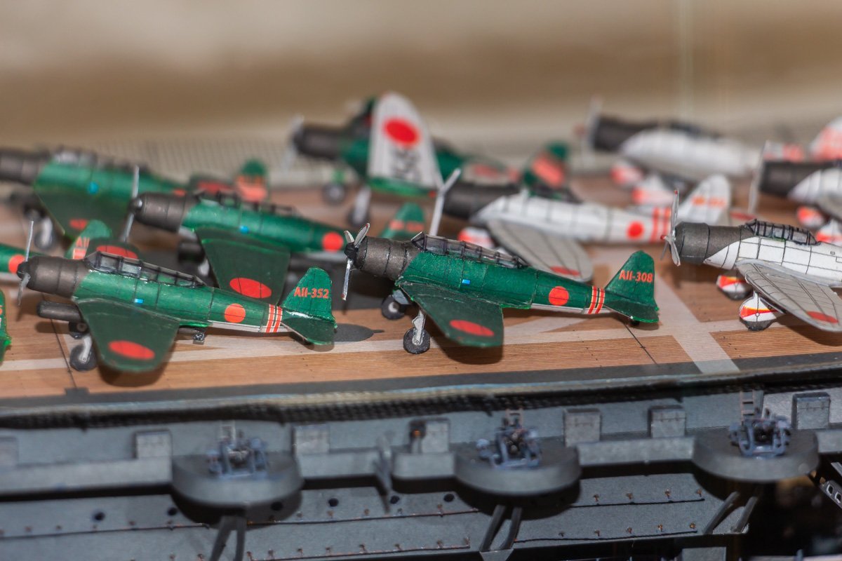 На фесте был уголок бумажных моделей военной техники На фесте был уголок бумажных моделей военной техники