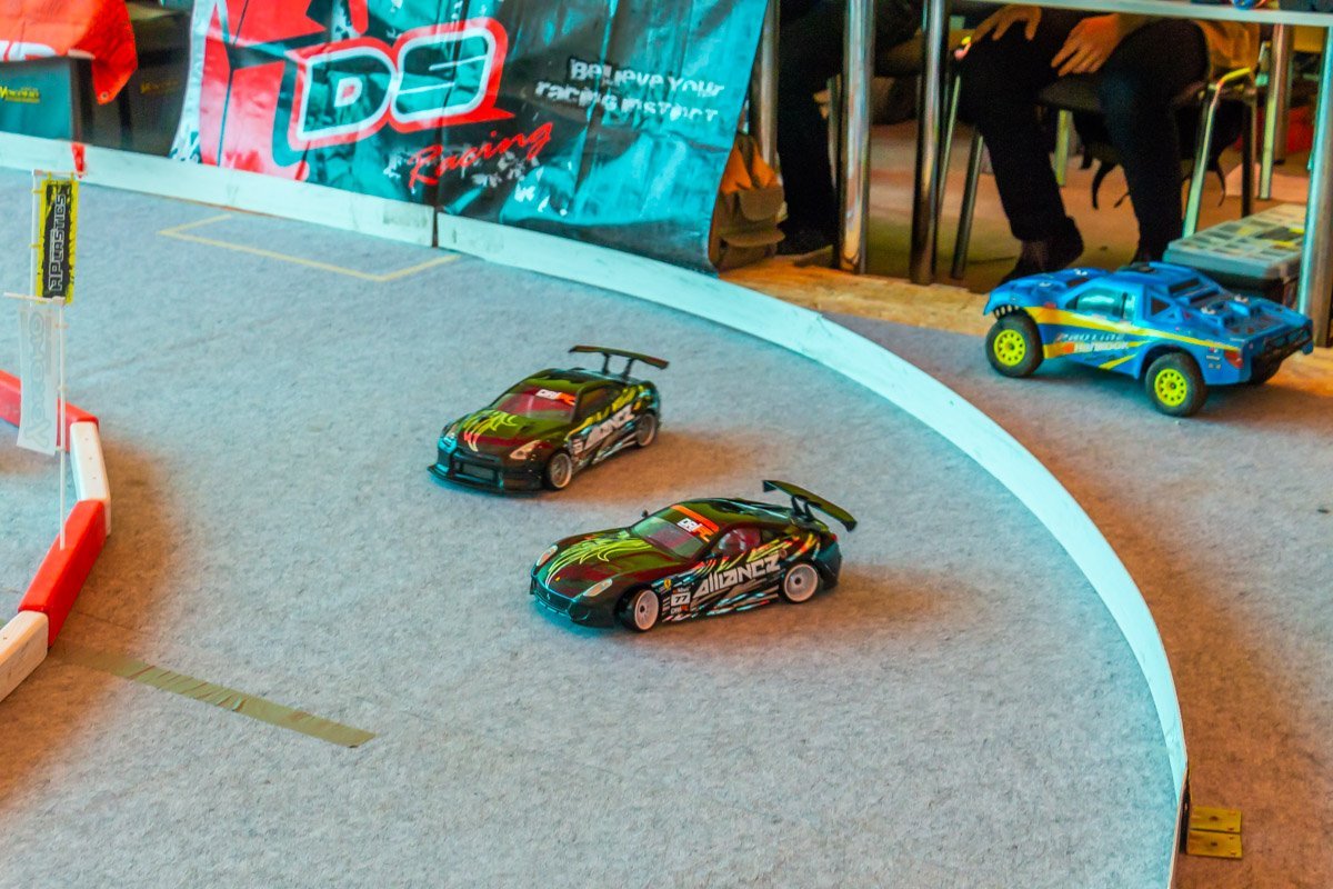 Скажи, ты любишь скорость? Скажи, ты любишь скорость?