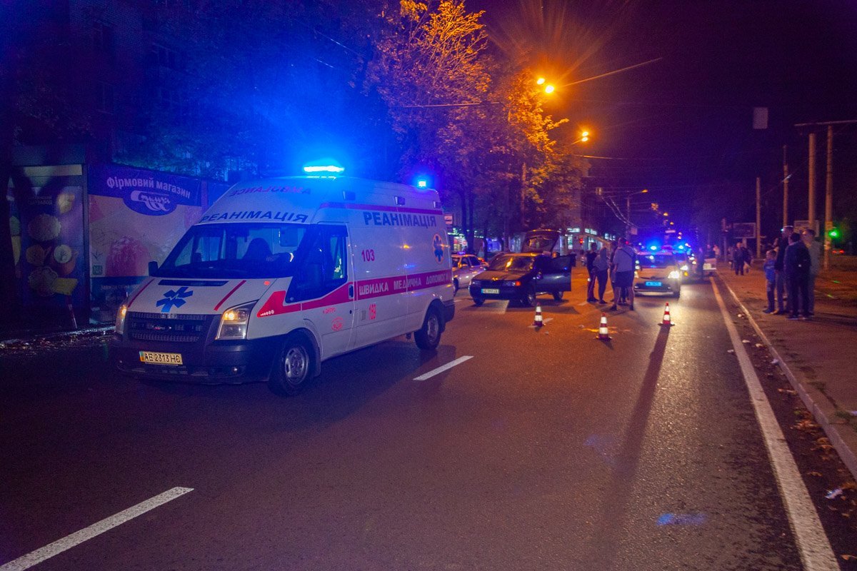 ДТП с пострадавшими по адресу проспект Пушкина, 19