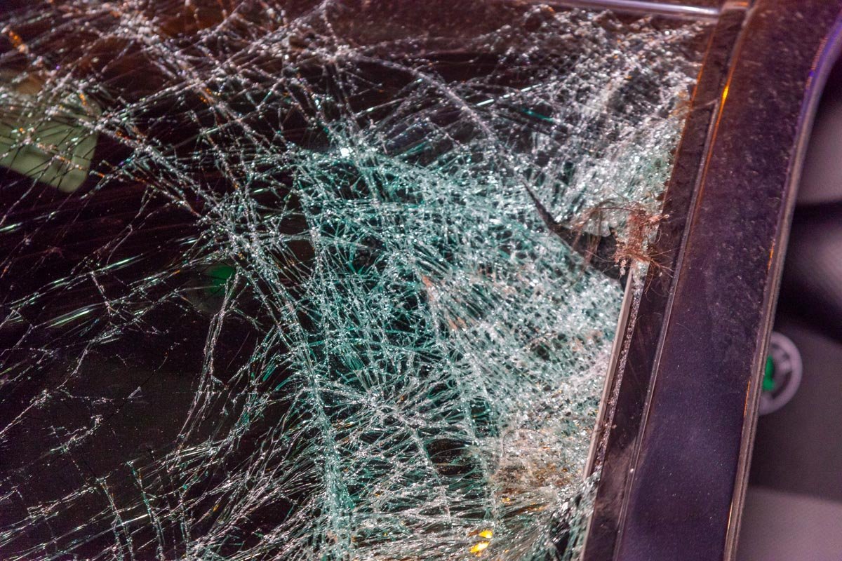 Произошло лобовое столкновение