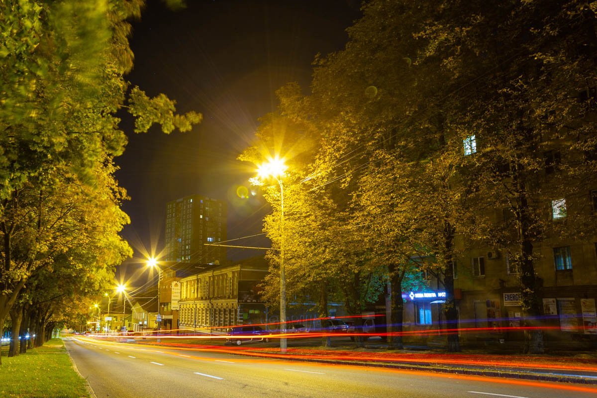 Ночью время стоит. Идут только часы