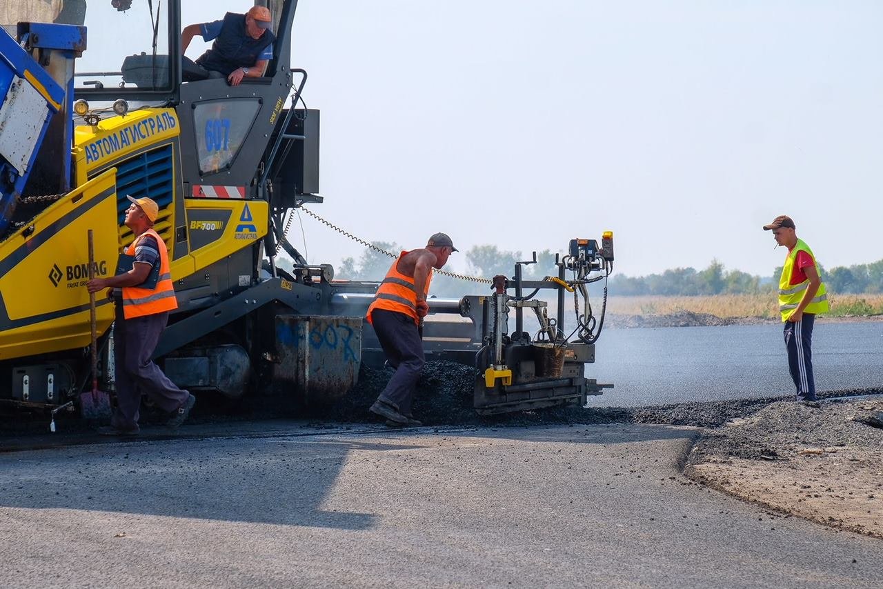 Днепр и Киев соединяют новой четырехполосной трассой 18