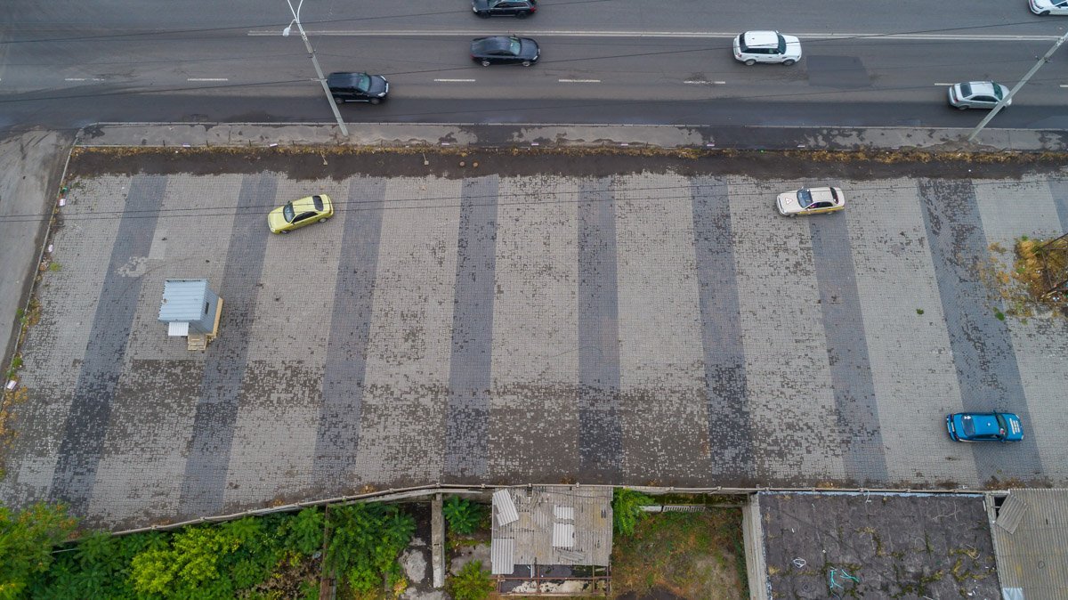 Не менее удобная площадка на Сичеславской Набережной Не менее удобная площадка на Сичеславской Набережной