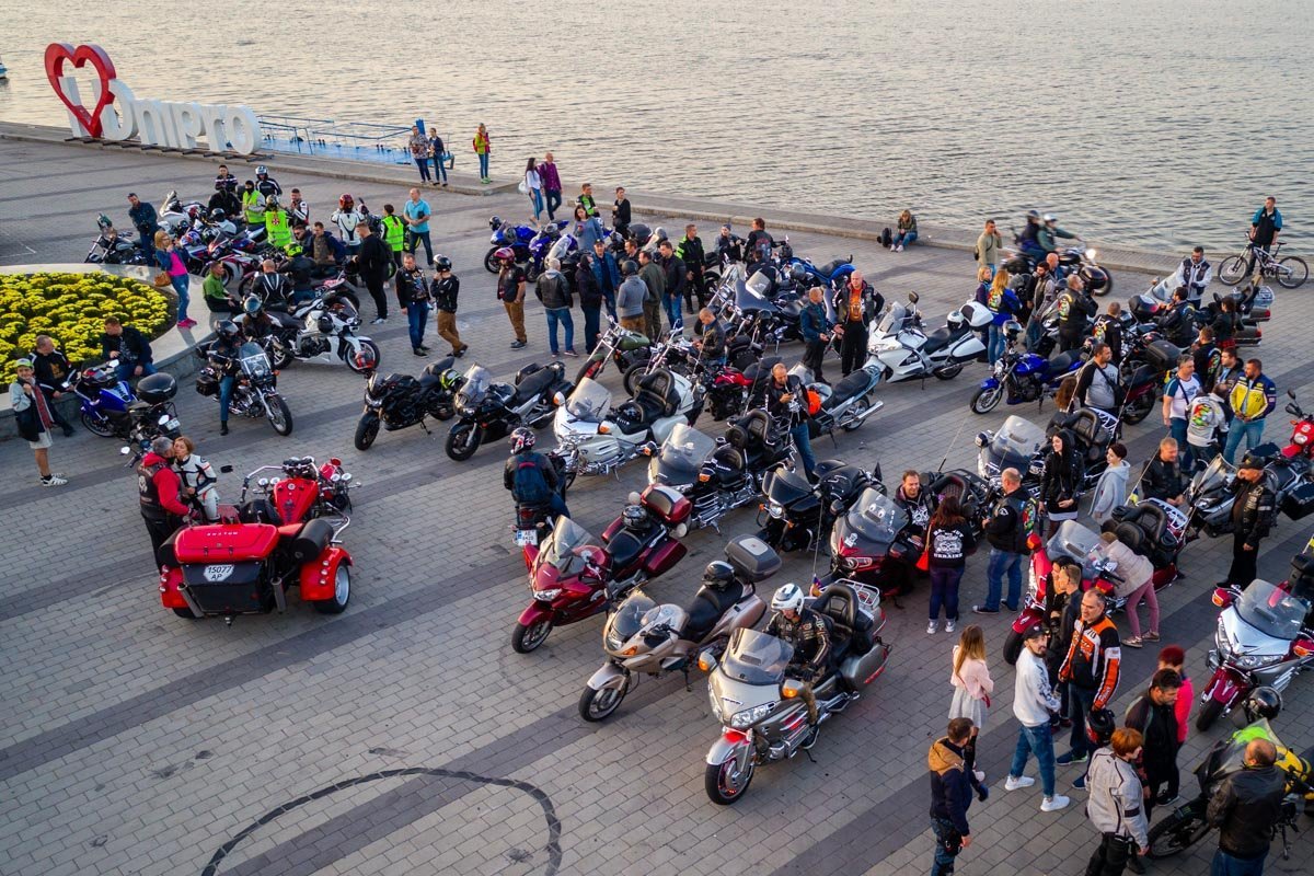 Пробег выглядел масштабно и зрелищно