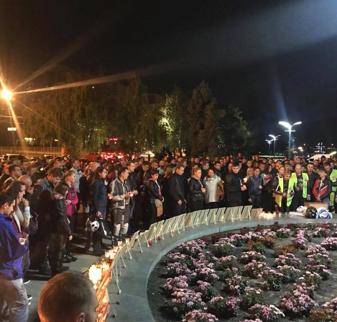 Память погибших почтили более 400 мотоциклистов