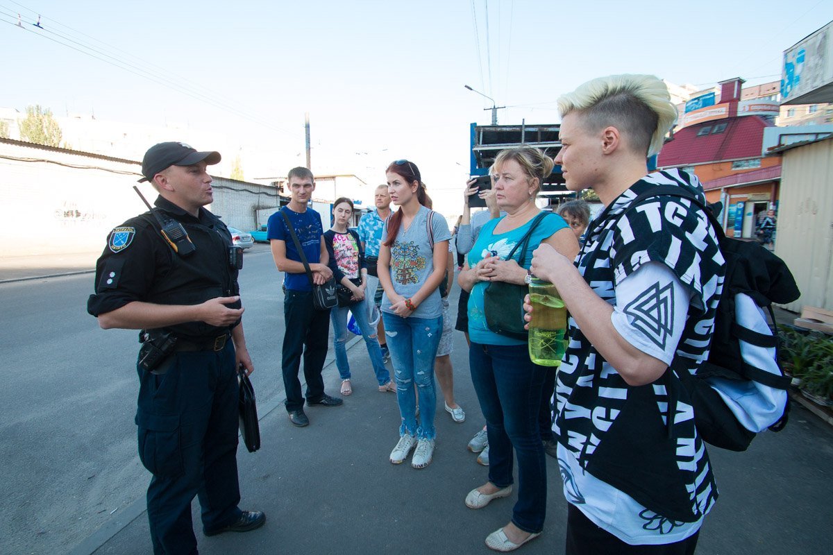 Полиция ехала 2 часа Полиция ехала 2 часа