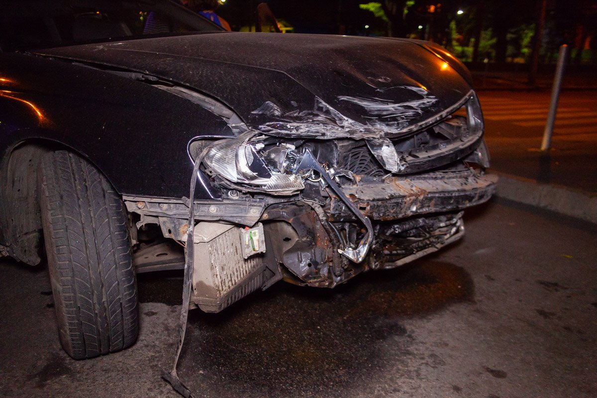 Повреждения на Opel