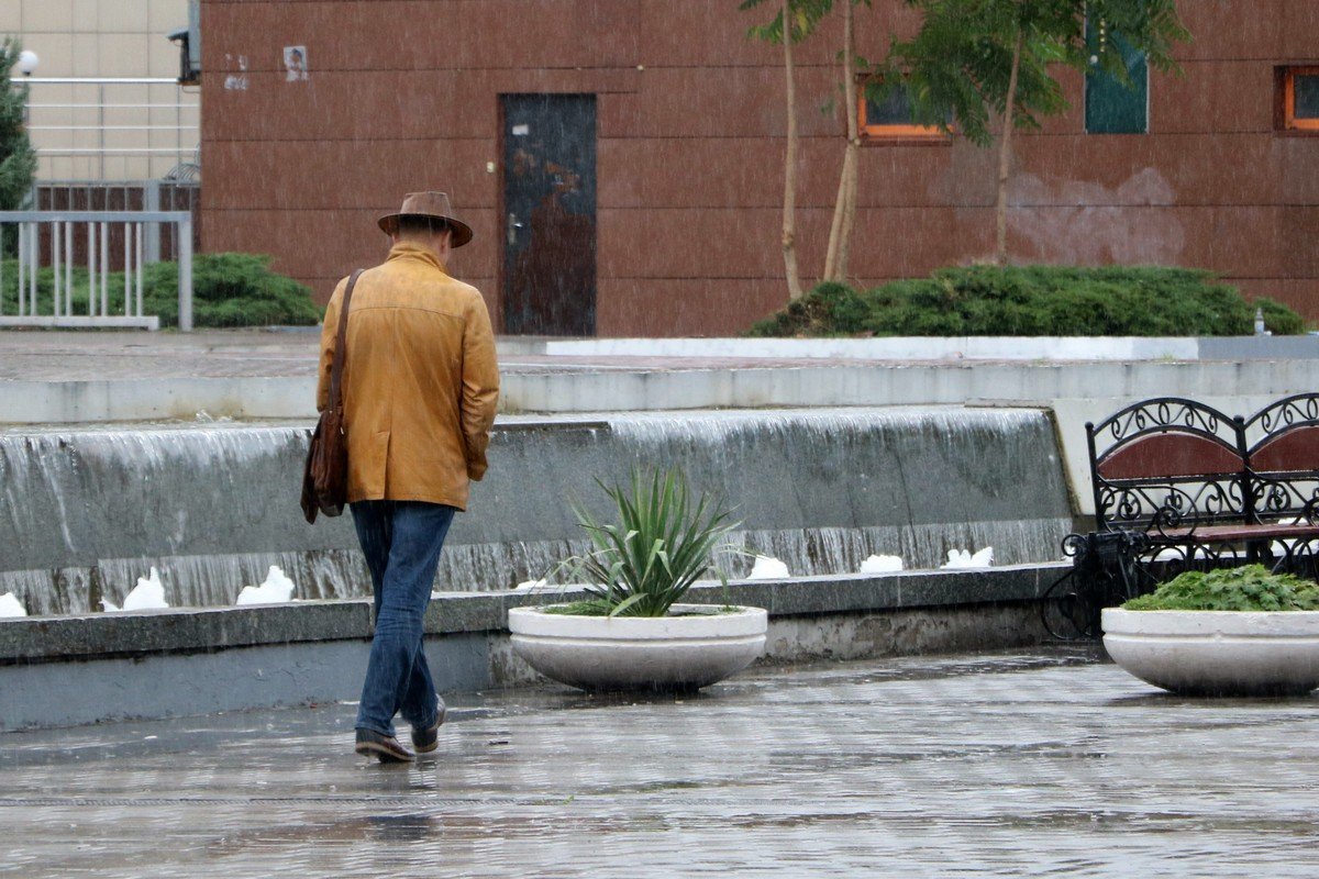 Инспектор Гаджет тоже мокнет