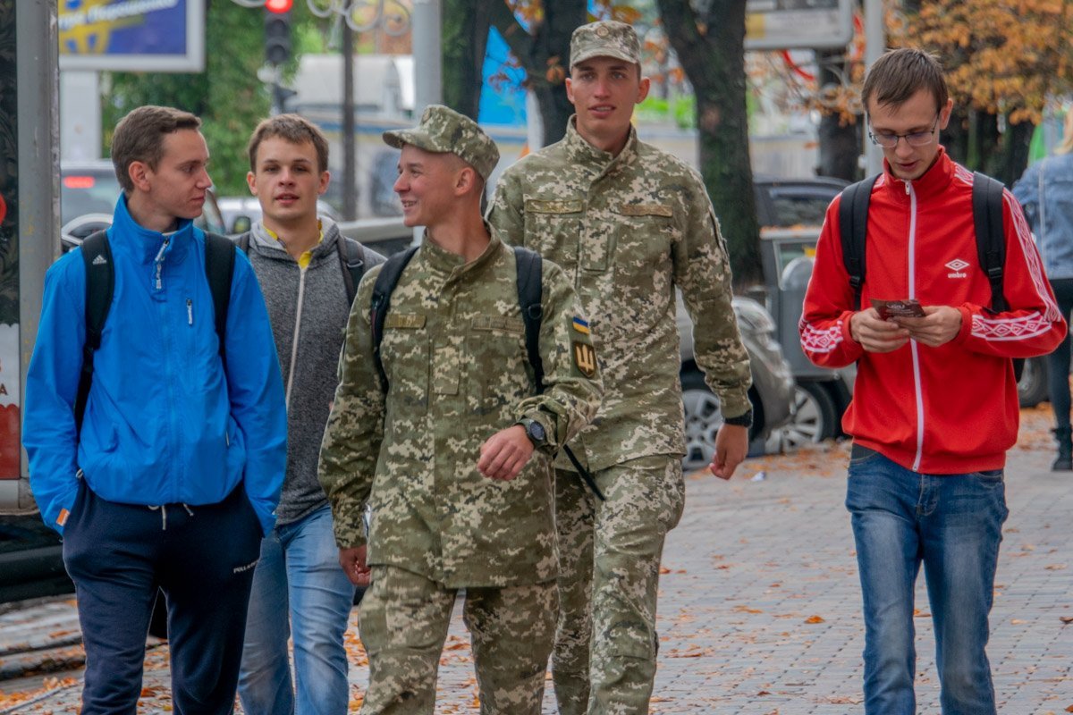 Любите Днепр за его жителей