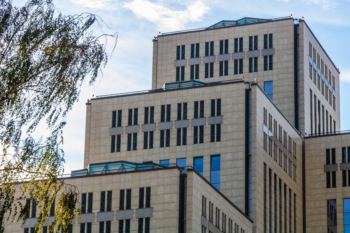 Исследуйте Днепр