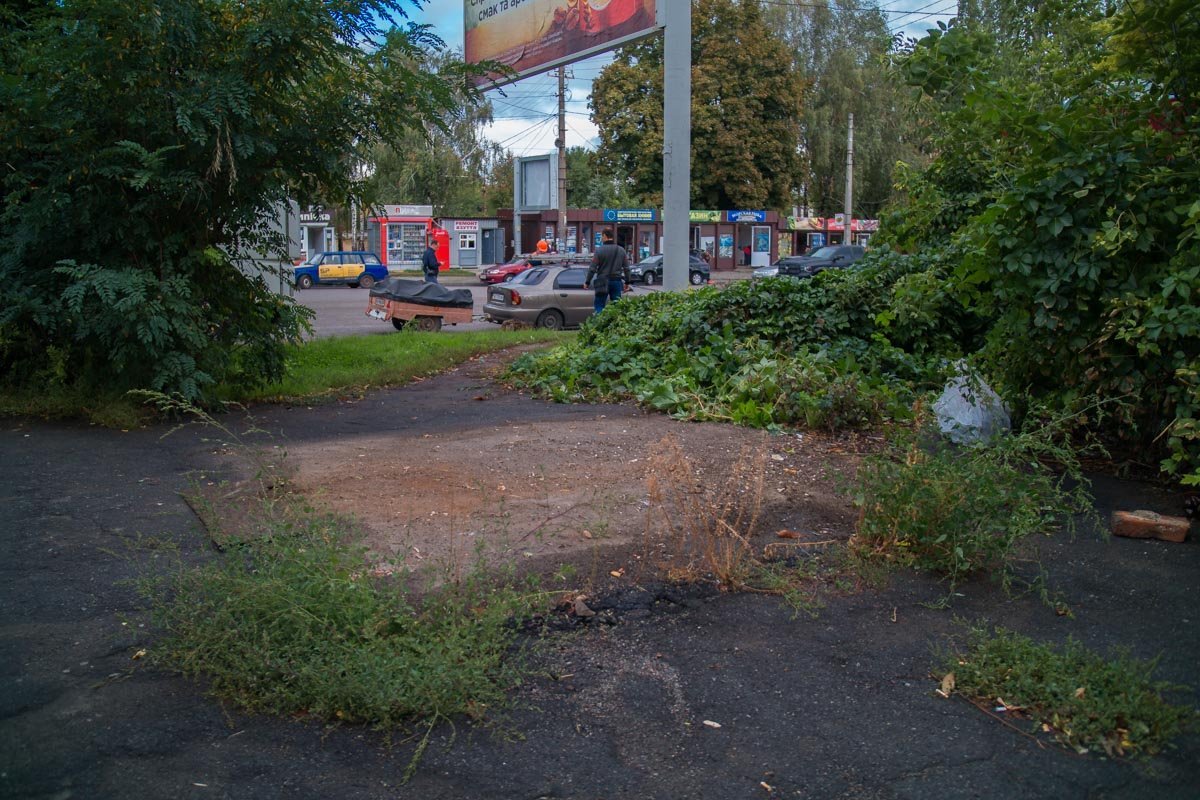 То, что осталось от ларька  То, что осталось от ларька