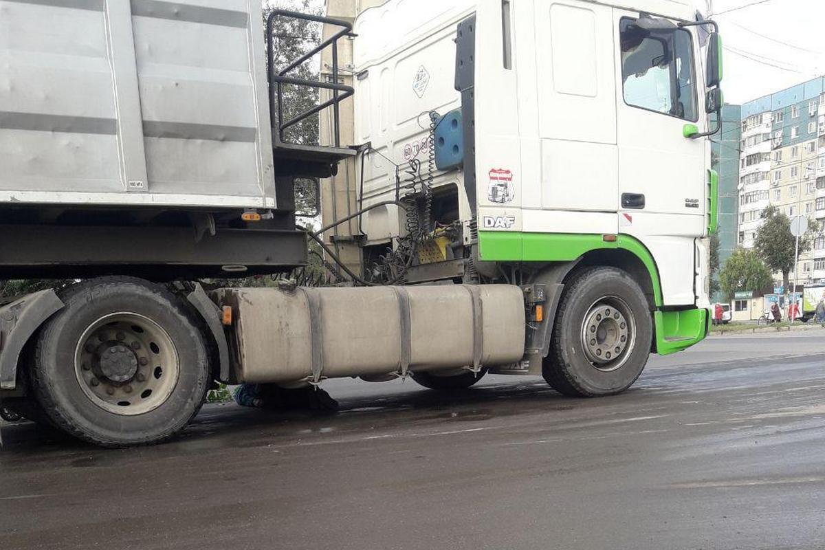 Инцидент произошел на перекрестке Донецкого шоссе и улицы Дементьева 