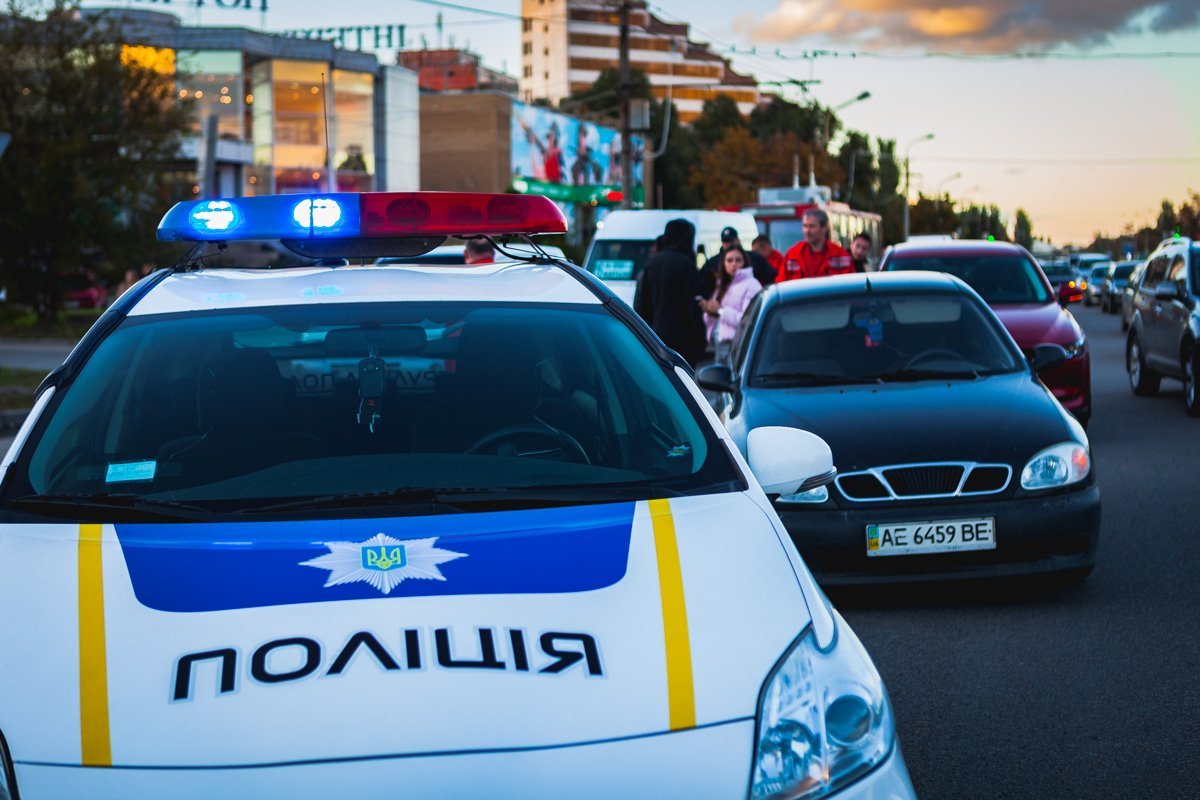 Работает патрульная полиция, детали происшествия выясняются  Работает патрульная полиция, детали происшествия выясняются