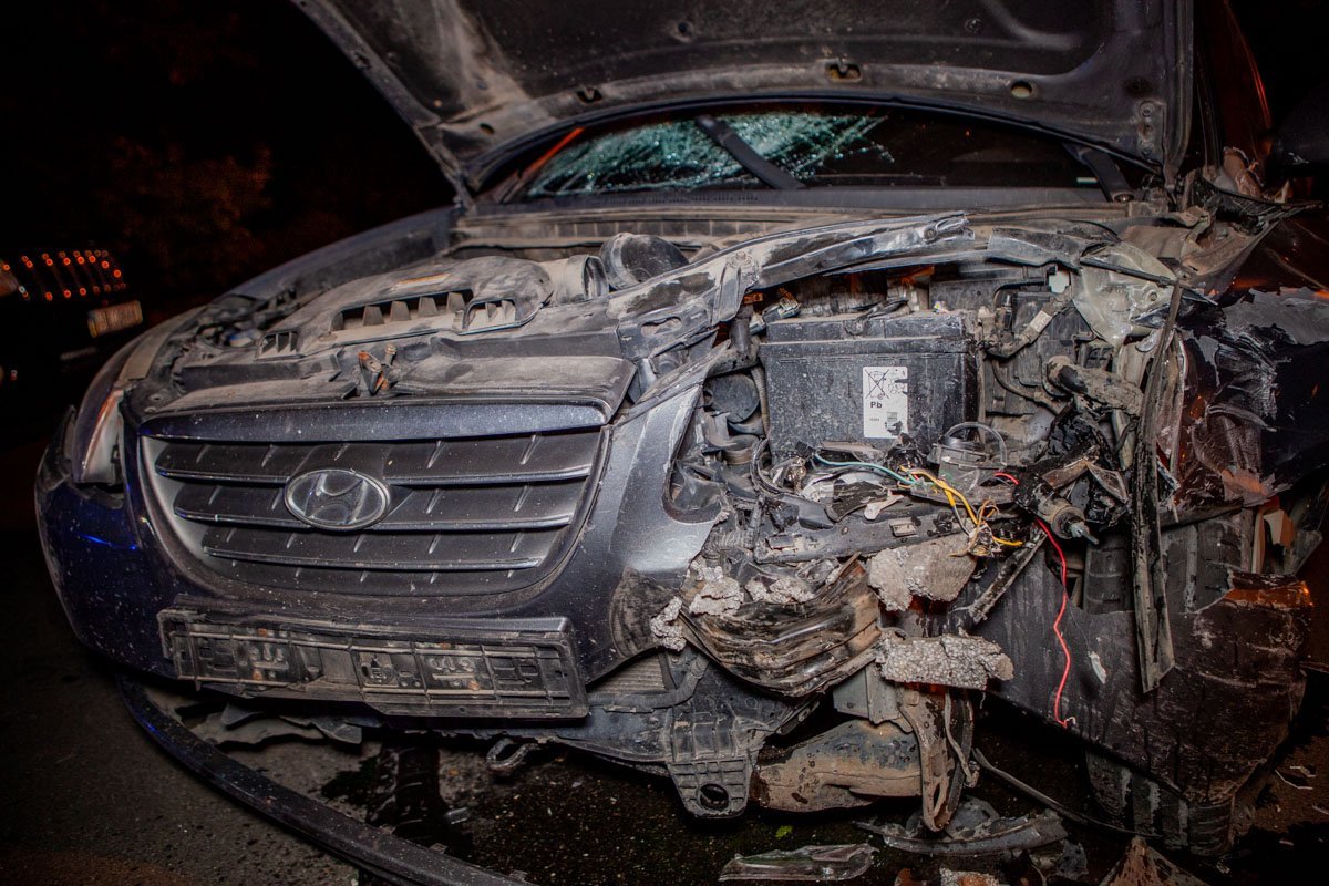 Повреждения на Hyundai Повреждения на Hyundai