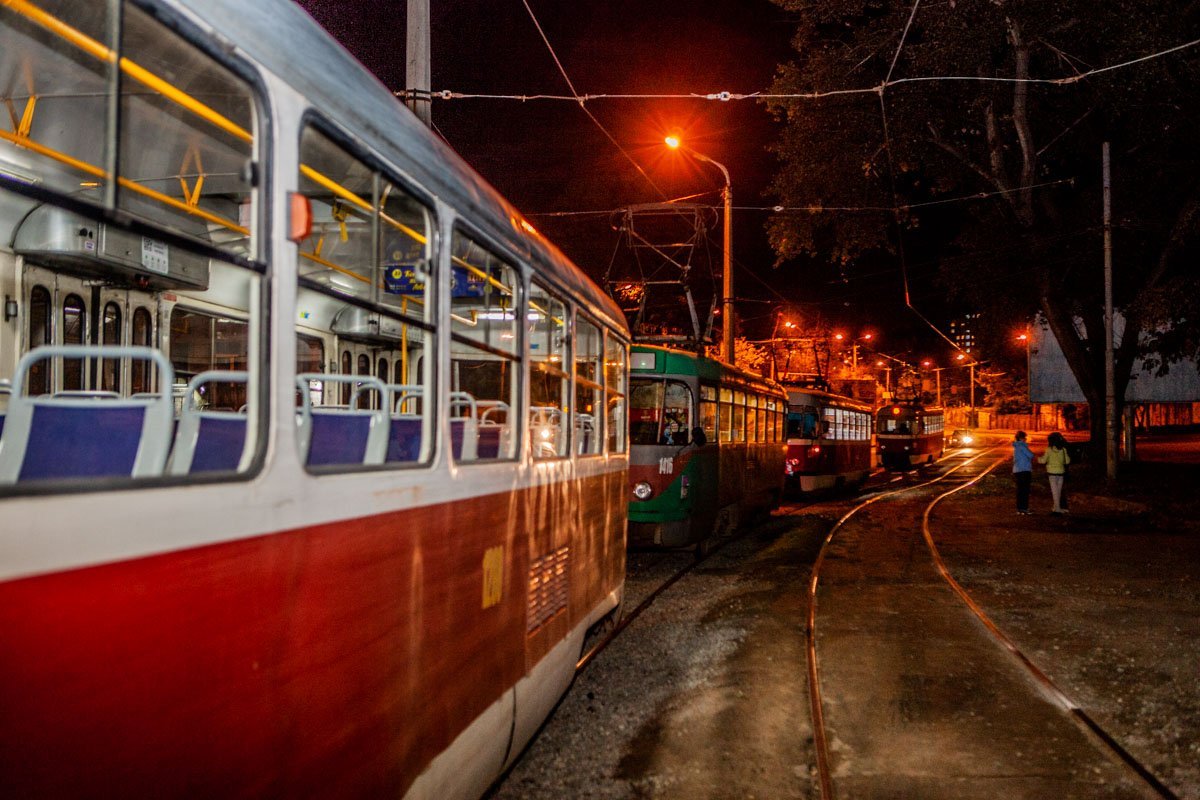 Из-за аварии движение электротранспорта приостановилось