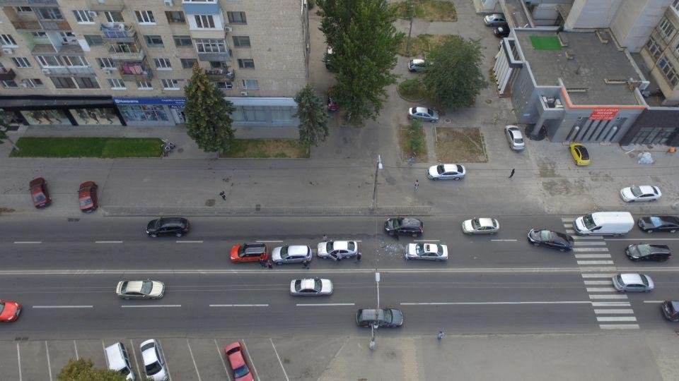 Движение в сторону Победы парализовало дорожно-транспортное домино