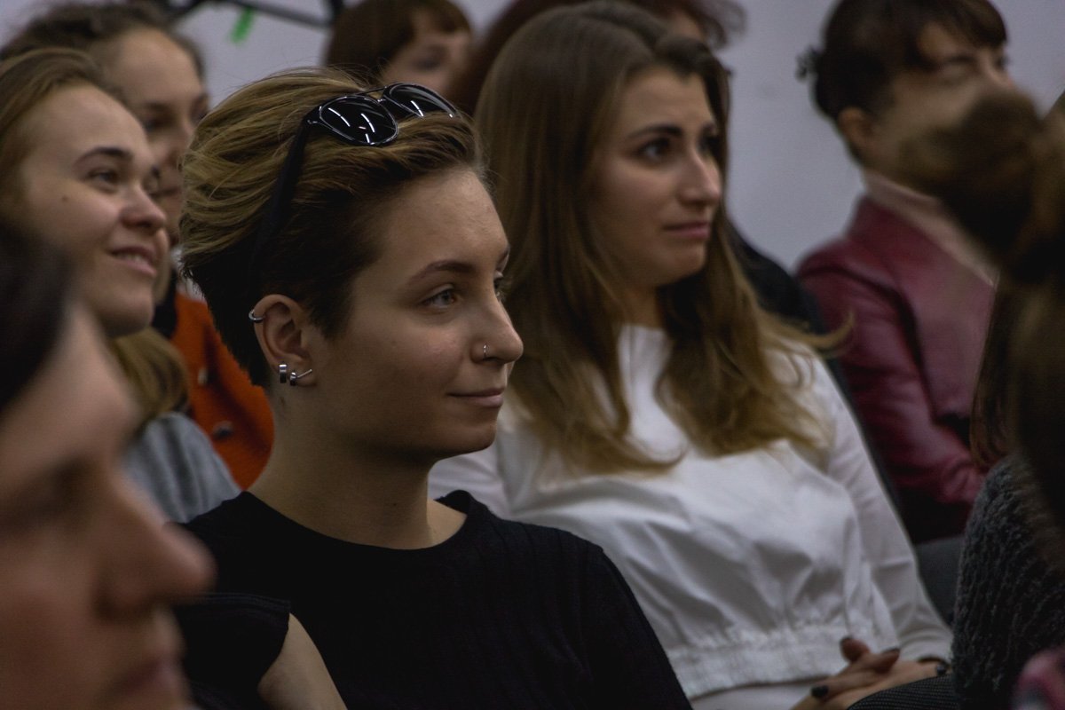 Для всех начинающим писателей у Ирены Карпы только одно напутствие: больше читайте